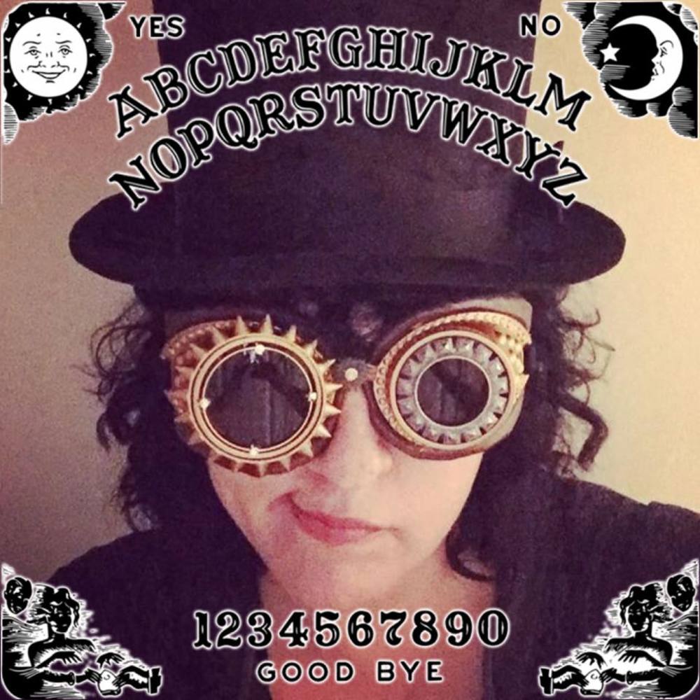 Meet your Posher, Lisa